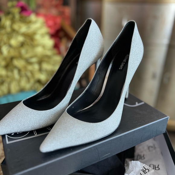 RUTHIE DAVIS Gorgeous silver stilettos heels sparkly heels classic formal pumps - Picture 12 of 13